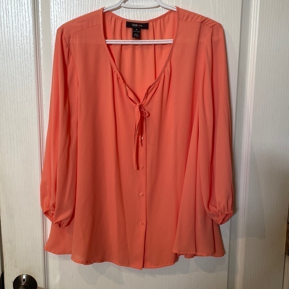 Style and Company size medium button-down top